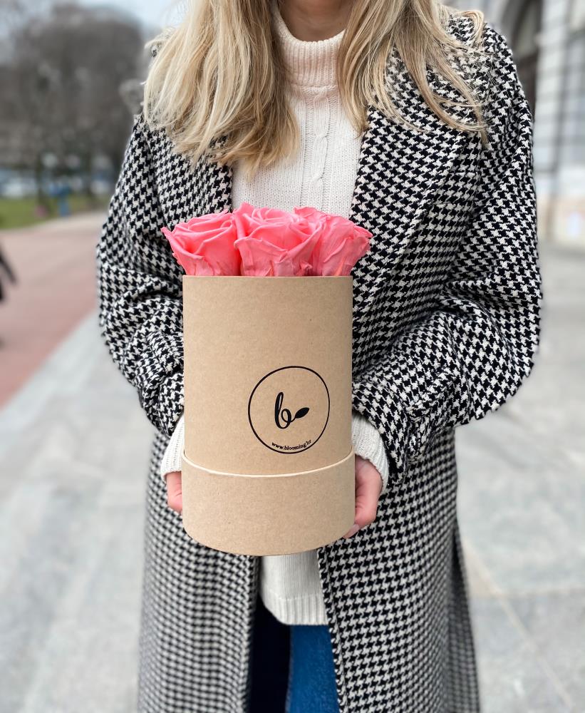 FlowerBox sa dugotrajnim ružama- Smeđi2