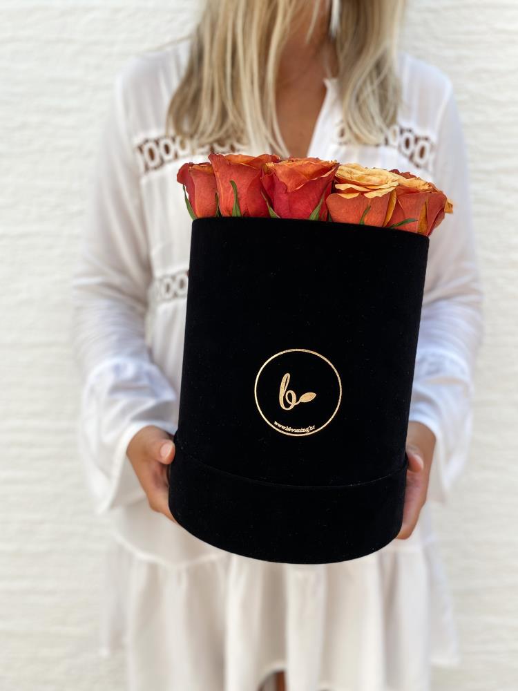 Baršunasti FlowerBox sa narančasta ružama-crni 8