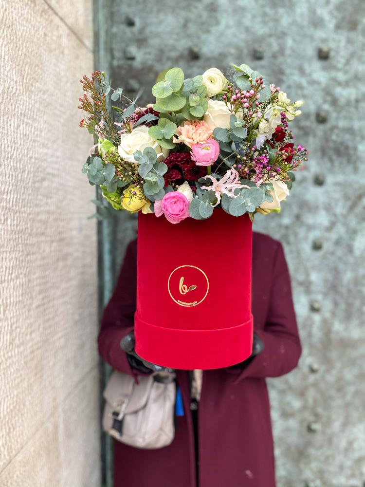 FlowerBox  Miks- crveni baršun1